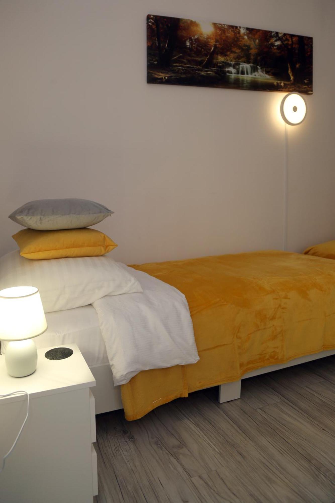Apartamenty Uniejow "Prywatne Kapiele Termalne" Luaran gambar